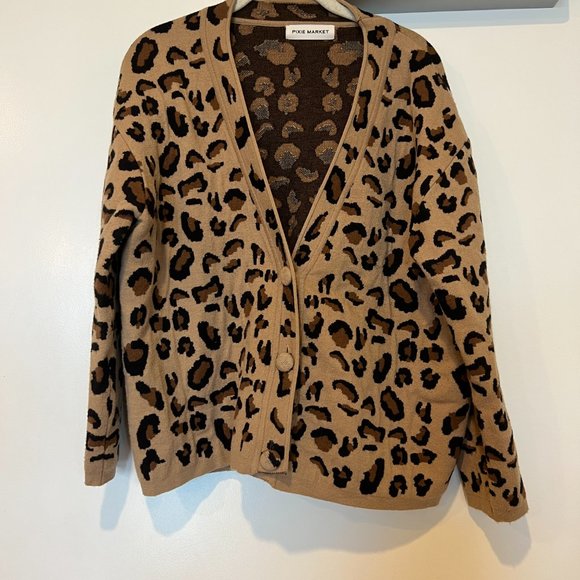 Pixie Market Leopard Cardigan - Picture 3 of 11